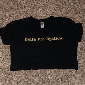 DPhiE v-neck